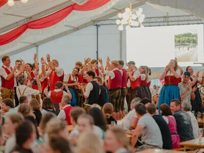 Jubiläumsfest 2025 Samstag - derPlotti | Matthäus Schröcker Bild 92