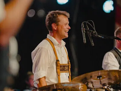 Jubiläumsfest 2025 Samstag - derPlotti | Matthäus Schröcker Bild 23